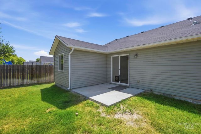 2611 Carnegie, Caldwell, ID 83607