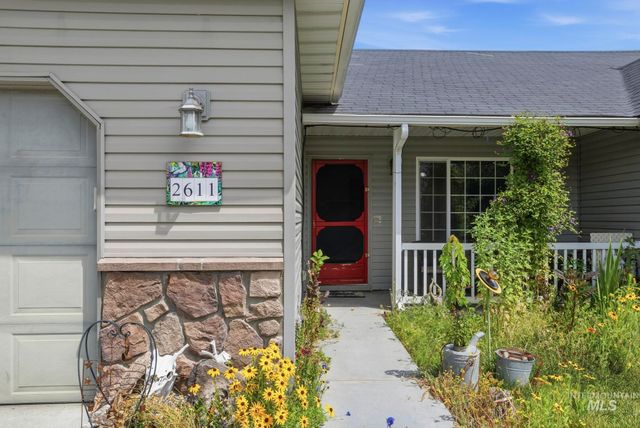 2611 Carnegie, Caldwell, ID 83607