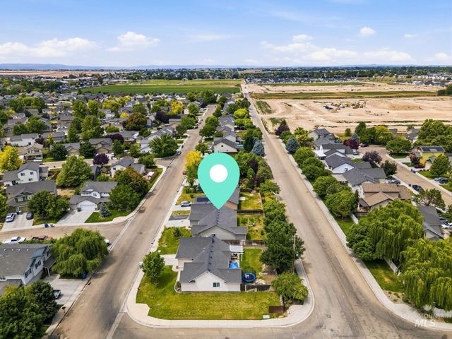 2611 Carnegie, Caldwell, ID 83607