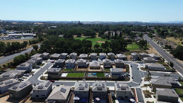 1317 River Run Cir, Ione, CA 95640