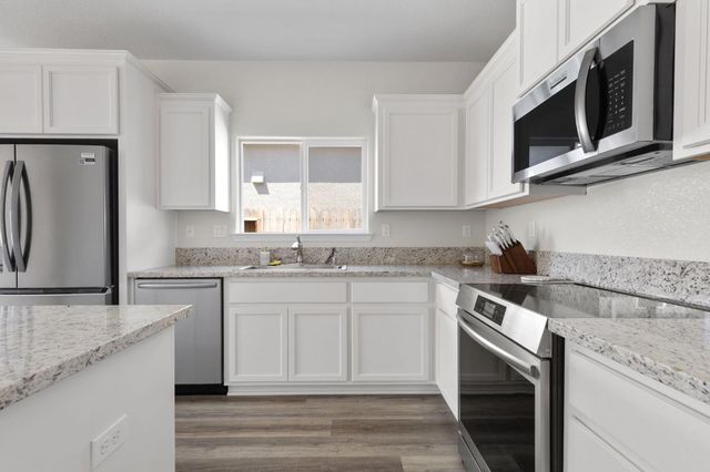 1317 River Run Cir, Ione, CA 95640