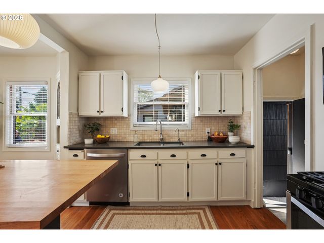 508 W 21ST St, Vancouver, WA 98660