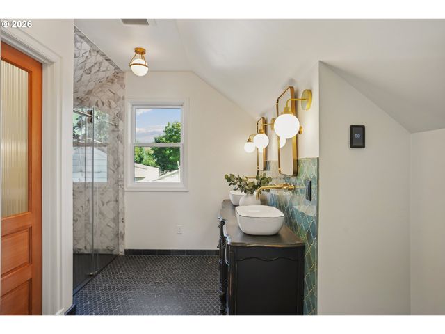 508 W 21ST St, Vancouver, WA 98660