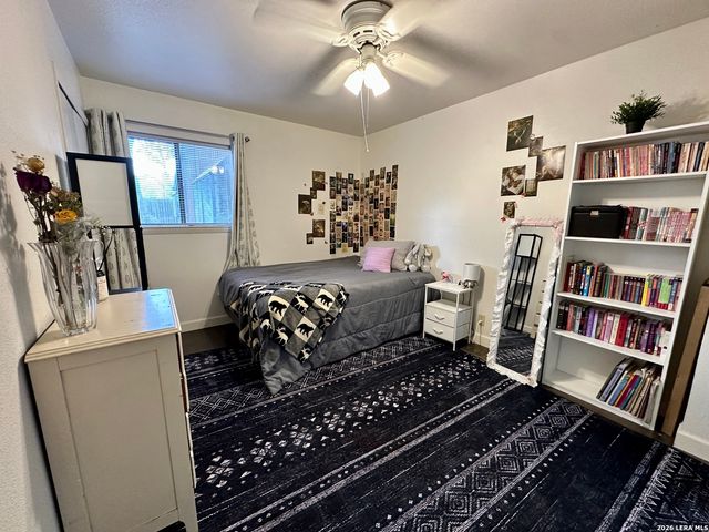 201 COUNTRY WOOD DR, San Antonio, TX 78216