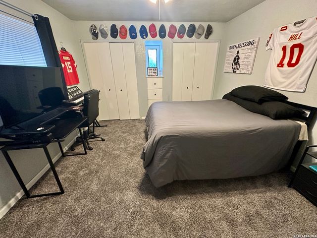 201 COUNTRY WOOD DR, San Antonio, TX 78216