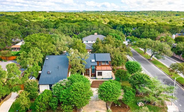 201 COUNTRY WOOD DR, San Antonio, TX 78216