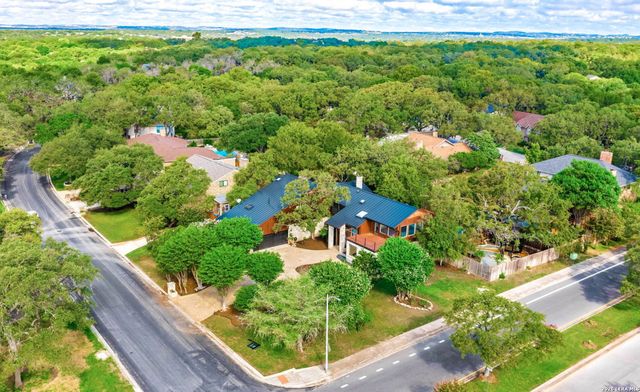 201 COUNTRY WOOD DR, San Antonio, TX 78216