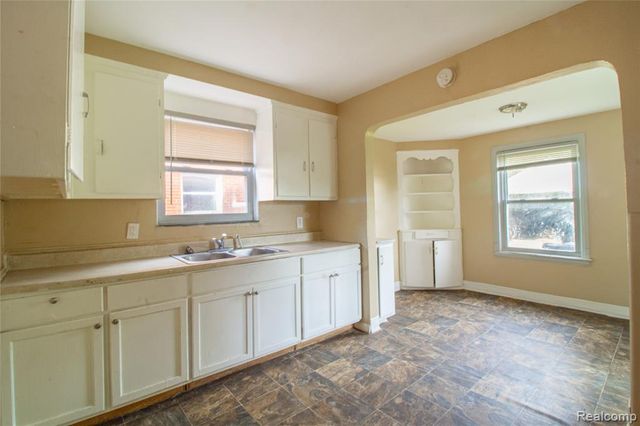 12201 Whitehill Street, Detroit, MI 48224