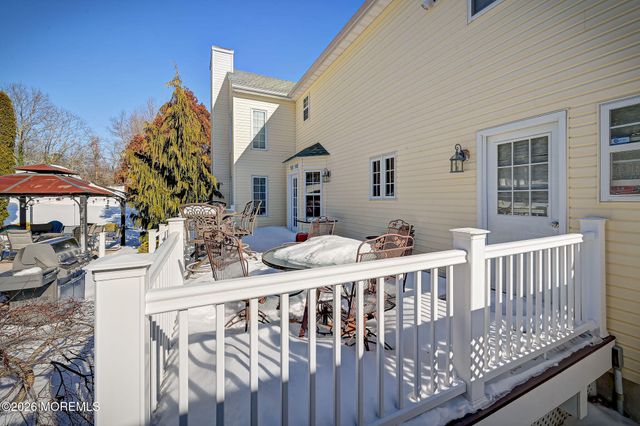 302 E Bird Village Road, Jackson, NJ 08527