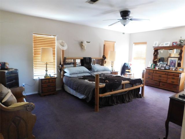 1111 Hcr 3110 S, Abbott, TX 76621