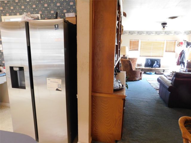1111 Hcr 3110 S, Abbott, TX 76621