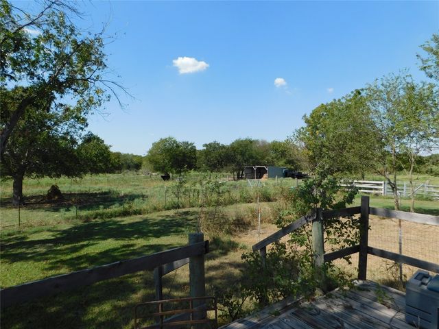 1111 Hcr 3110 S, Abbott, TX 76621