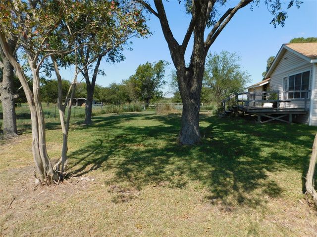 1111 Hcr 3110 S, Abbott, TX 76621