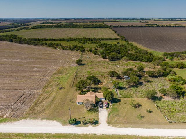 1111 Hcr 3110 S, Abbott, TX 76621