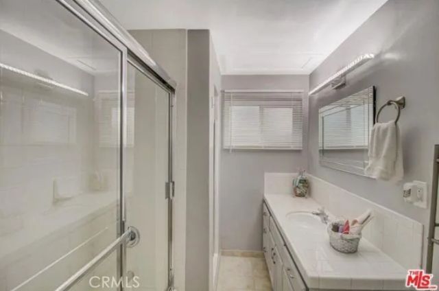 103 N Hayworth, Los Angeles, CA 90048