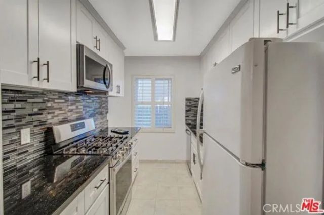 103 N Hayworth, Los Angeles, CA 90048