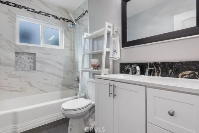 103 N Hayworth, Los Angeles, CA 90048
