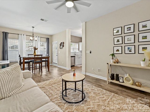 334 Bridal Veil Drive, Charlotte, NC 28217