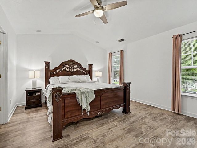334 Bridal Veil Drive, Charlotte, NC 28217