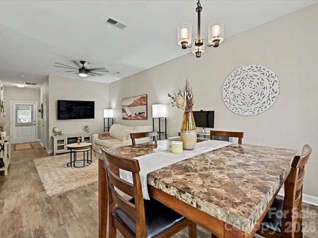 334 Bridal Veil Drive, Charlotte, NC 28217