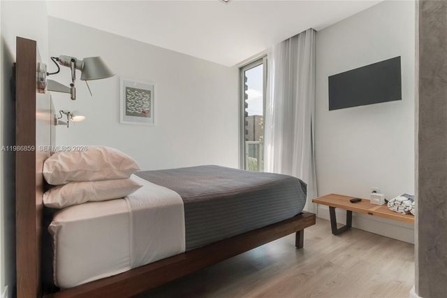 1215 West Ave 402, Miami Beach, FL 33139