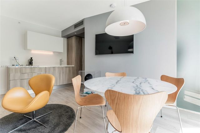 1215 West Ave 402, Miami Beach, FL 33139