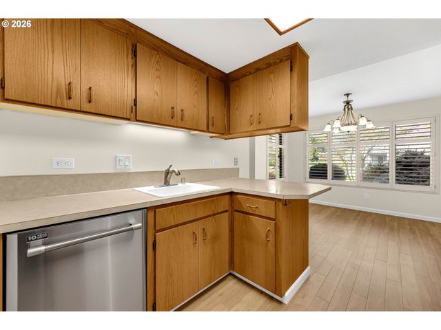 2306 Se BAYPOINT Dr, Vancouver, WA 98683