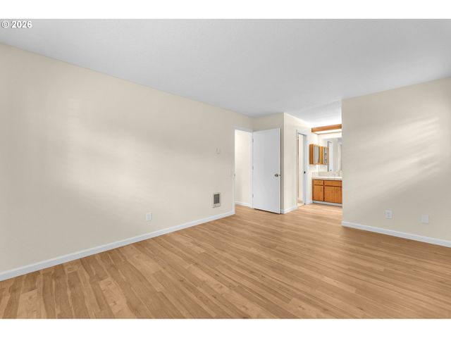 2306 Se BAYPOINT Dr, Vancouver, WA 98683