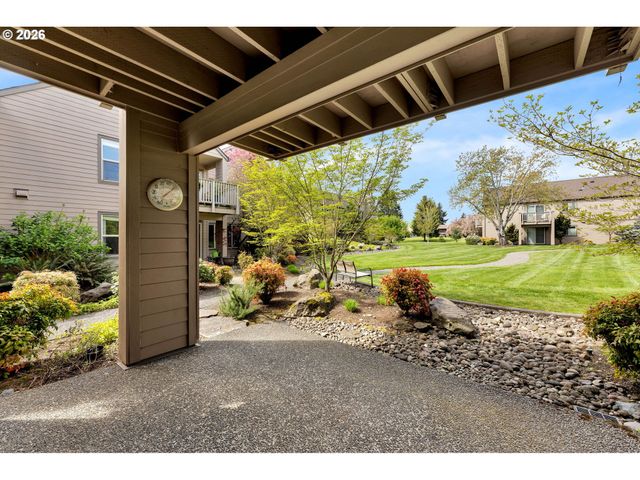 2306 Se BAYPOINT Dr, Vancouver, WA 98683