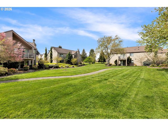 2306 Se BAYPOINT Dr, Vancouver, WA 98683