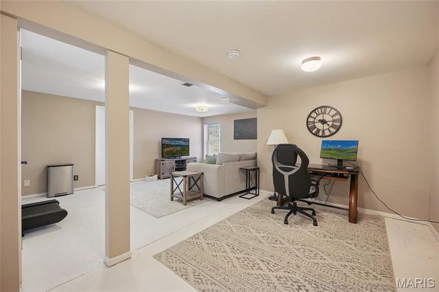 5117 Melitta Drive, St Louis, MO 63128