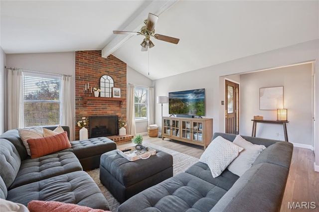 5117 Melitta Drive, St Louis, MO 63128