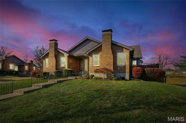 5117 Melitta Drive, St Louis, MO 63128