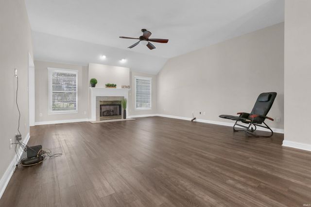 196 Quail Crossing Drive, Boonville, IN 47601