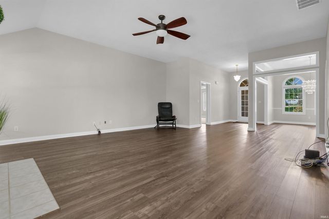 196 Quail Crossing Drive, Boonville, IN 47601