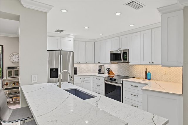 2615 LANDING WAY, Palm Harbor, FL 34684