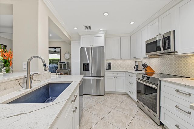 2615 LANDING WAY, Palm Harbor, FL 34684