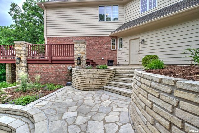 112 W GREYSTONE Court, Dunlap, IL 61525