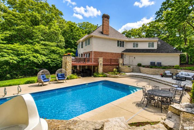 112 W GREYSTONE Court, Dunlap, IL 61525