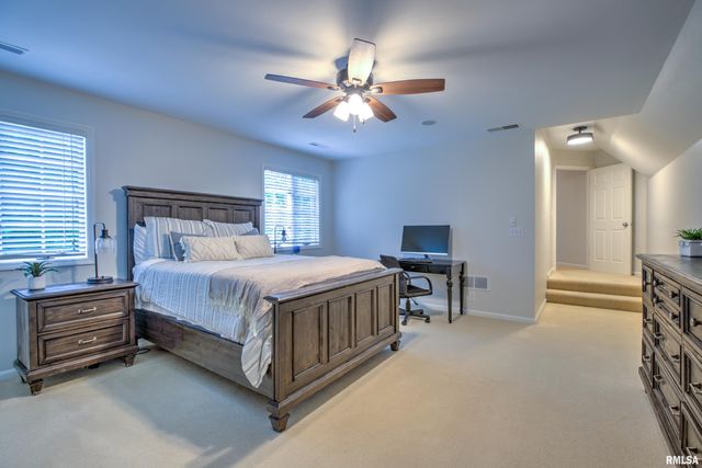 112 W GREYSTONE Court, Dunlap, IL 61525