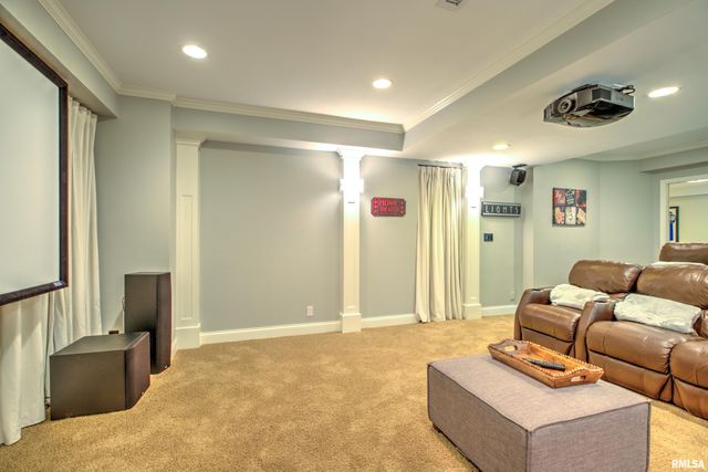 112 W GREYSTONE Court, Dunlap, IL 61525