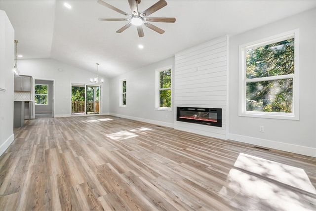 57723 Ryan Street, Mattawan, MI 49071