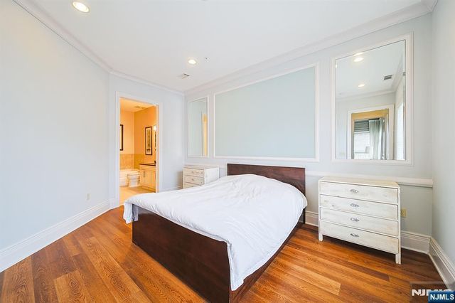 1302 The Plaza 1302, Tenafly, NJ 07670