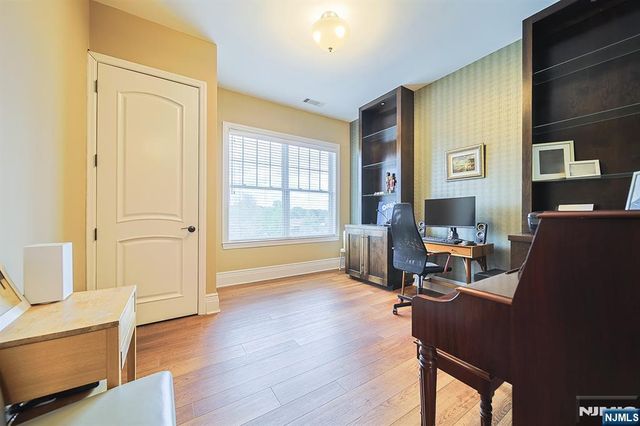 1302 The Plaza 1302, Tenafly, NJ 07670