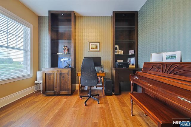 1302 The Plaza 1302, Tenafly, NJ 07670