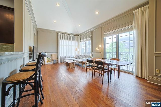 1302 The Plaza 1302, Tenafly, NJ 07670