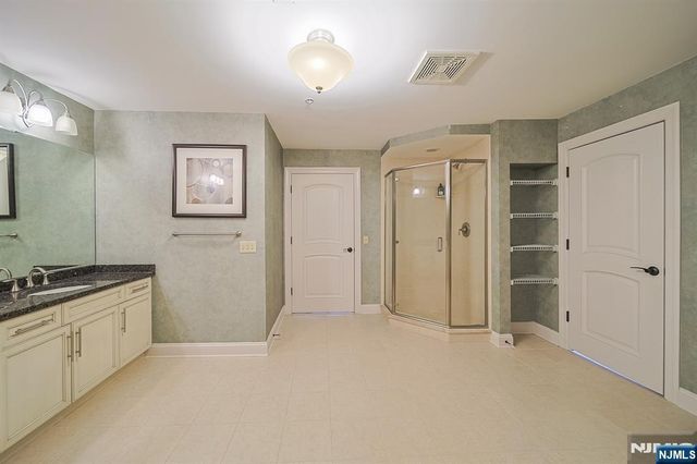 1302 The Plaza 1302, Tenafly, NJ 07670