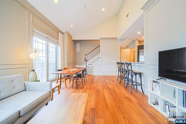 1302 The Plaza 1302, Tenafly, NJ 07670