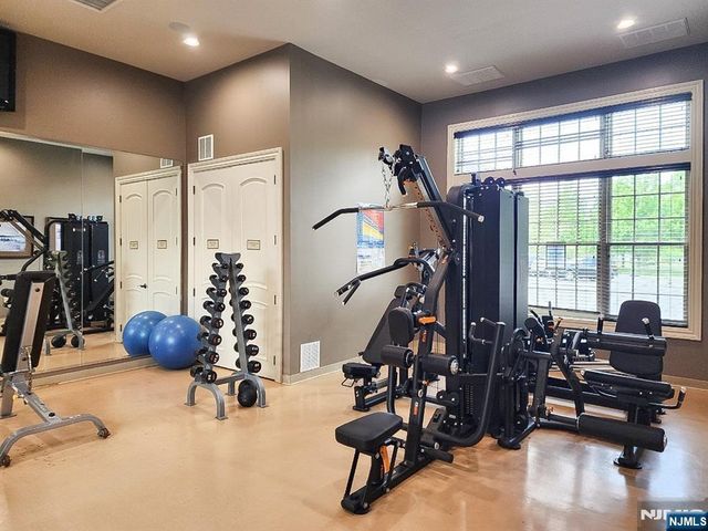 1302 The Plaza 1302, Tenafly, NJ 07670