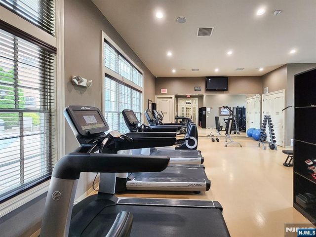 1302 The Plaza 1302, Tenafly, NJ 07670